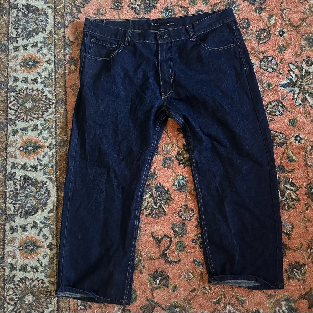 RocaWear embroidered back pocket jeans